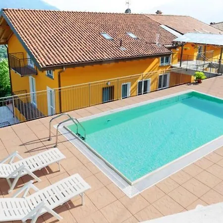 Lakeside Vercana: Two-bedroom With Pool And Balcony * Vercana