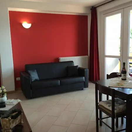 Cozy With View Appartement Vercana